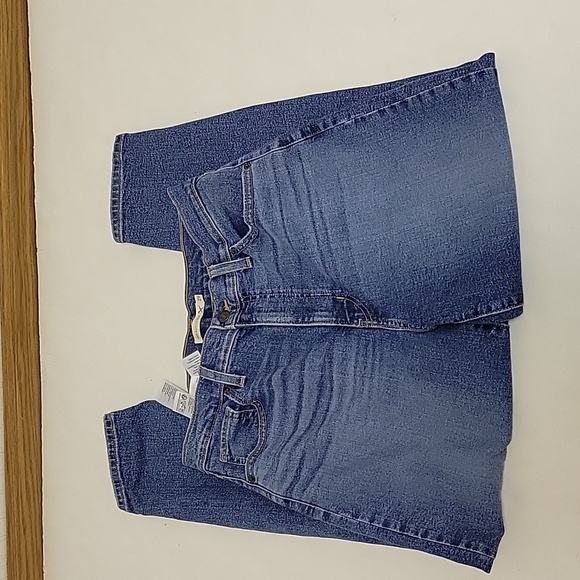Women's red tab Levi's high waisted mom jeans medium stretch sz 29 - Picture 4 of 6